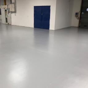 resin high build coating with scatter