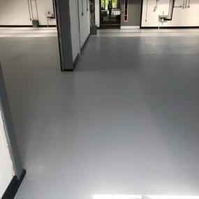 Pharma resin floor